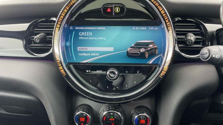 MINI Hatchback 135kW Cooper S Level 3 33kWh 3dr Auto Electric Hatchback